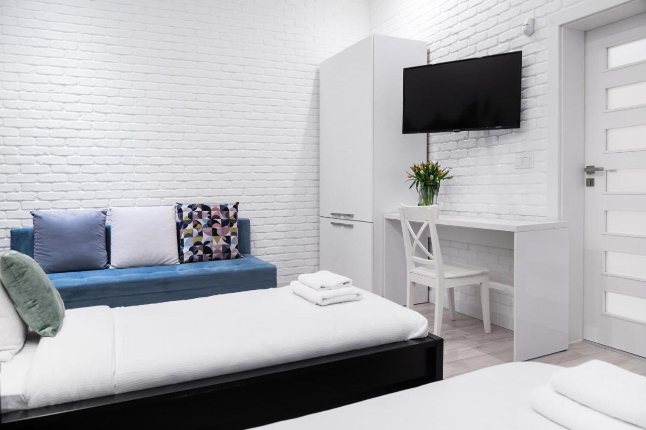 Househost Apartment: Bonerowska 5/11 Апартаменти Краків